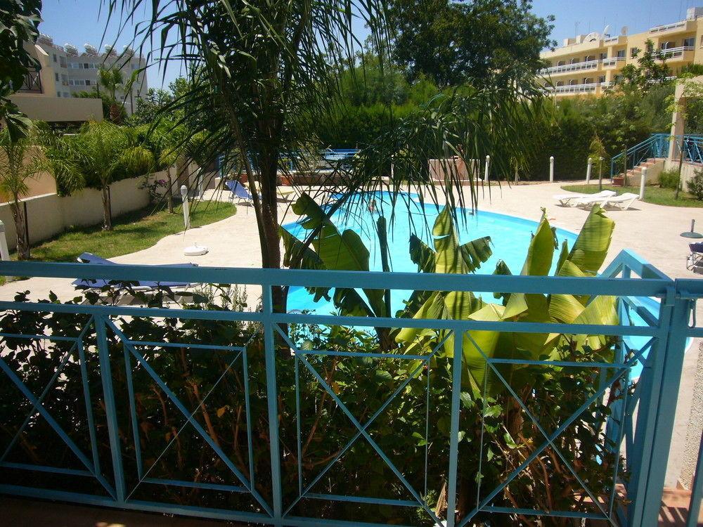 Апартаменти Blue Oasis Gardens Лімасол Екстер'єр фото